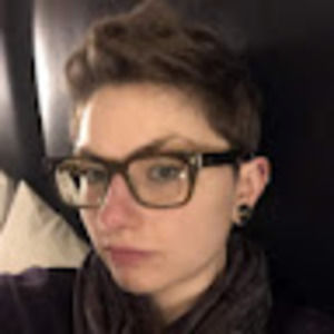 Meet your Posher, Corina